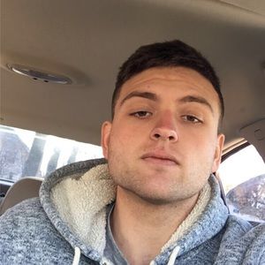 Meet your Posher, Zach